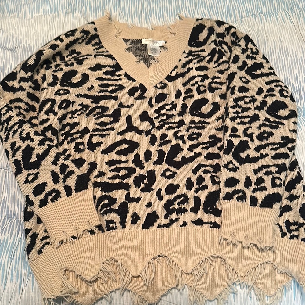 Women’s Cheetah Print Sweater